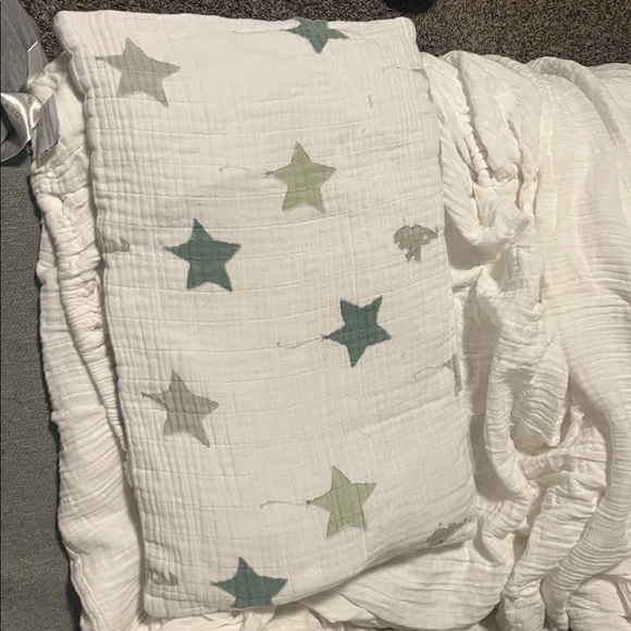 Starry White and Green Toddler Bedding Set - Picture 5 of 6